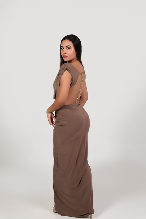 Vestido de espalda descubierta en tela elástica