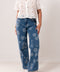 Jean denim floral con cinturón