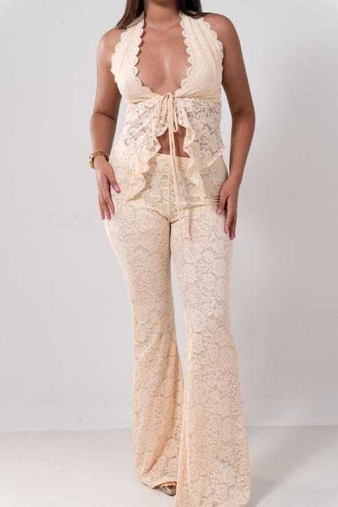 Conjunto encaje crema