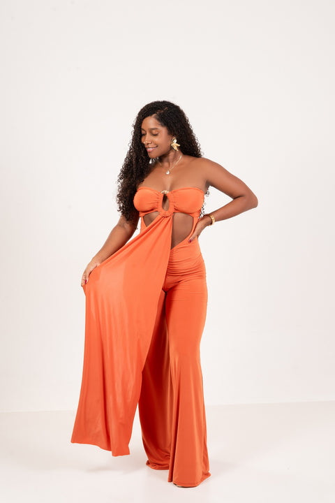 Enterizo strapless wide leg – fruncido con abertura keyhole